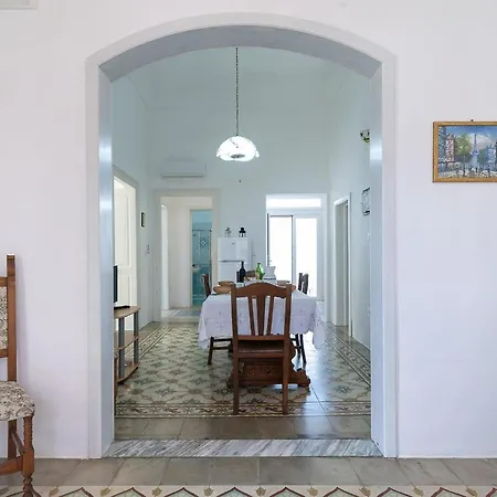 Casa Estilo Espanol * Taviano (Lecce)